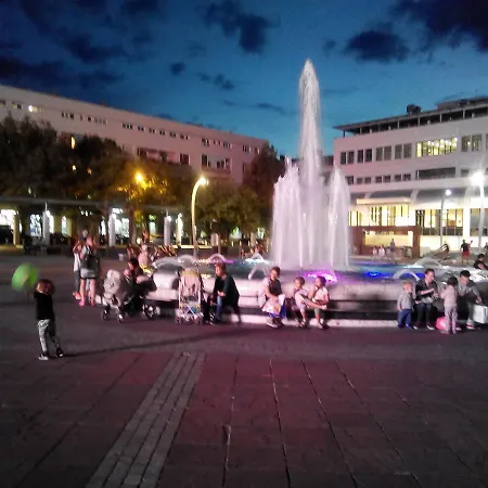 City Center Main Square Apartman *